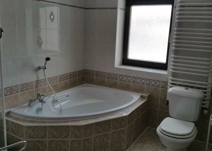 W Willi Busola Accommodatie bij particulieren *