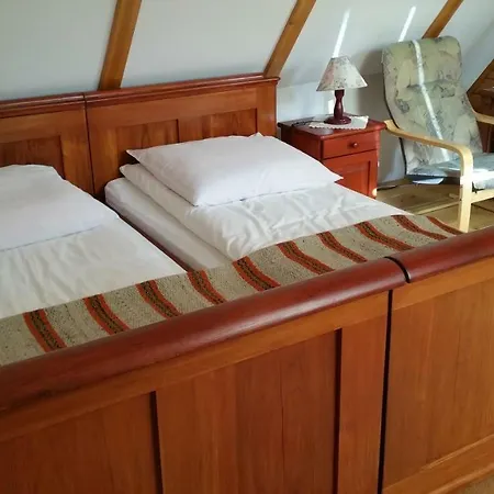 W Willi Busola Homestay