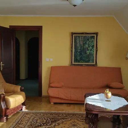 W Willi Busola Homestay